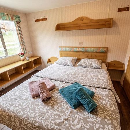 Mobilheim Atlas Villa V. - Vyrovicka Prehrada Znojmo Bagian luar foto