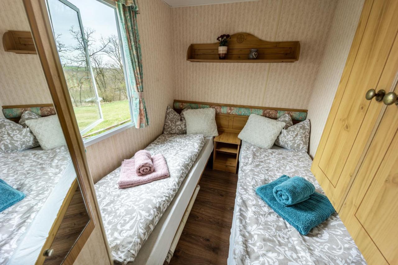 Mobilheim Atlas Villa V. - Vyrovicka Prehrada Znojmo Bagian luar foto